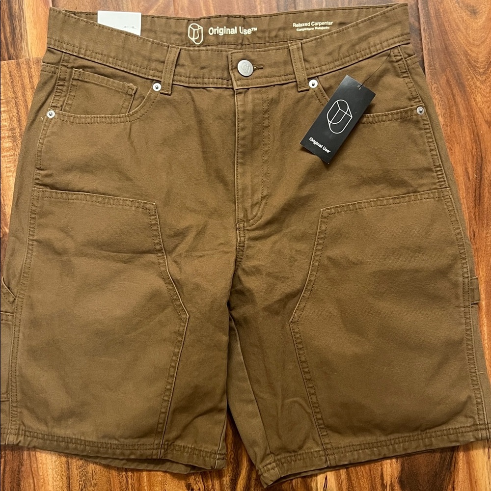 NWT- Original Use Men's Tan Cargo Shorts - Thick - 32